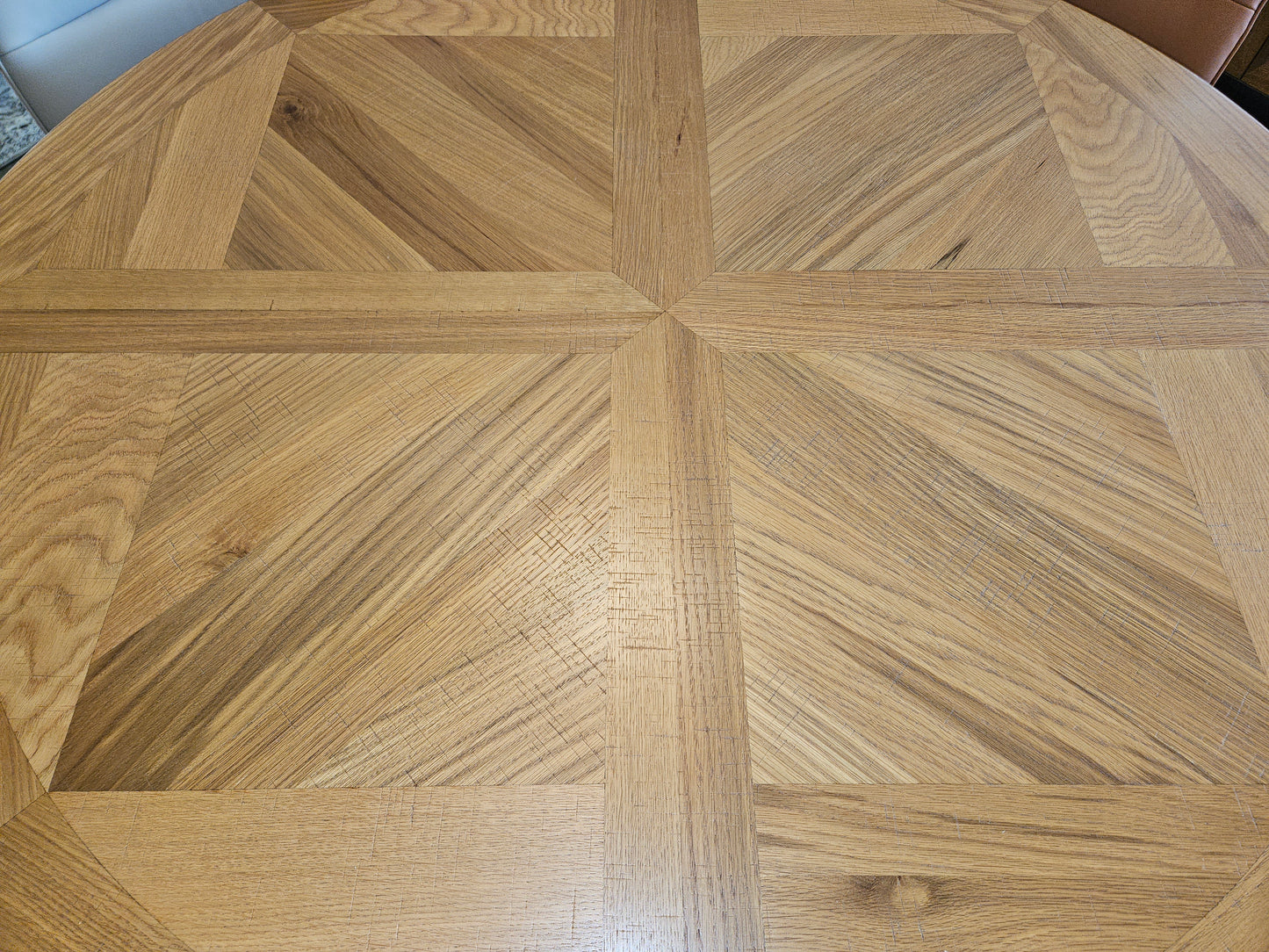 York Round Dining Table